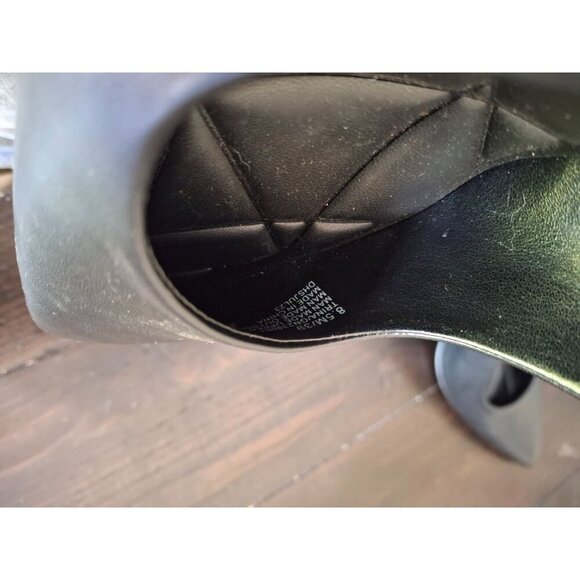 NWOB BCBGeneration Trina Black Block Heel Pump/Sz.8.5M - Picture 10 of 10